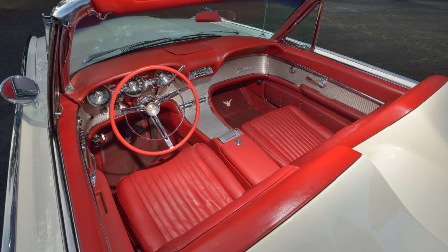 1962 Ford Thunderbird 3rd Gen - Image 4 of 24