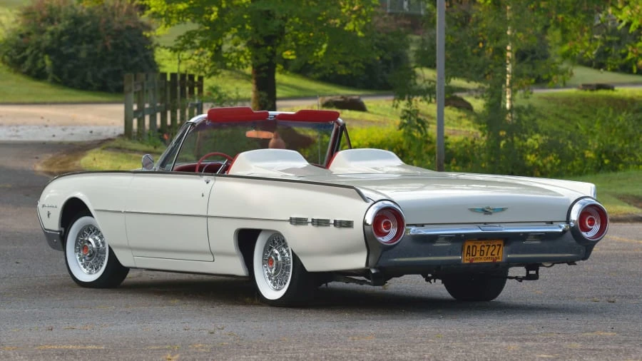 1962 Ford Thunderbird 3rd Gen - Image 13 of 24