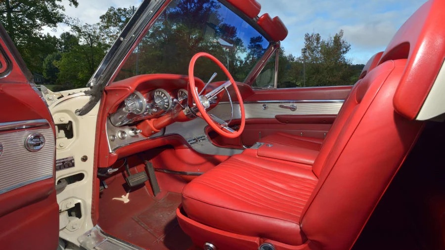 1962 Ford Thunderbird 3rd Gen - Image 23 of 24