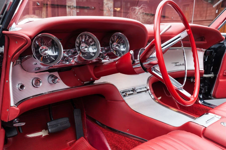 1962 Ford Thunderbird 3rd Gen - Image 30 of 31