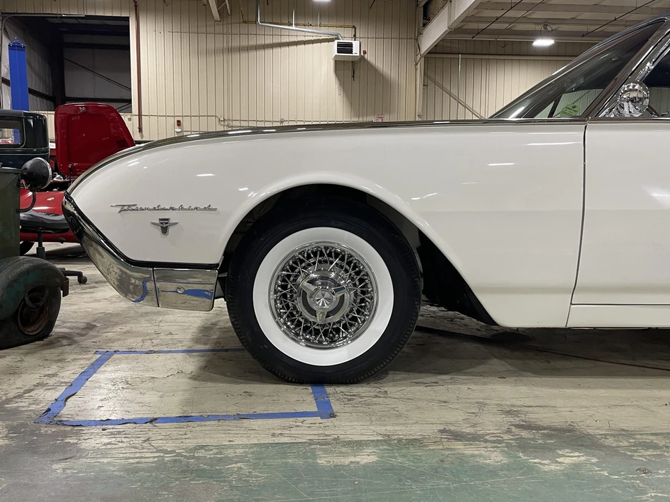 1962 Ford Thunderbird 2nd Gen - Image 19 of 31
