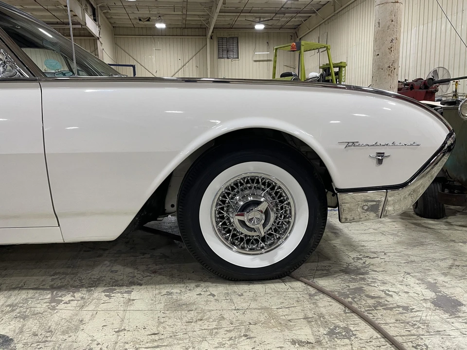 1962 Ford Thunderbird 2nd Gen - Image 28 of 31
