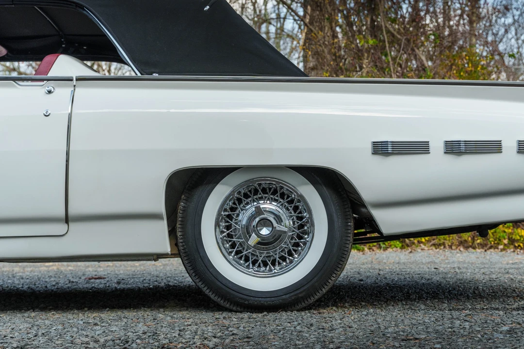 1962 Ford Thunderbird 2nd Gen - Image 21 of 31