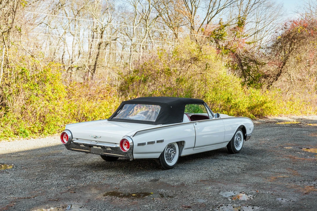 1962 Ford Thunderbird 2nd Gen - Image 12 of 31