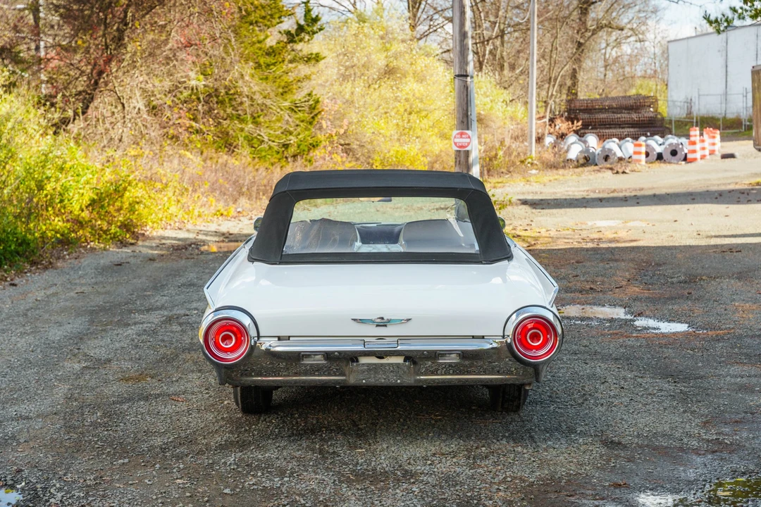 1962 Ford Thunderbird 2nd Gen - Image 16 of 31