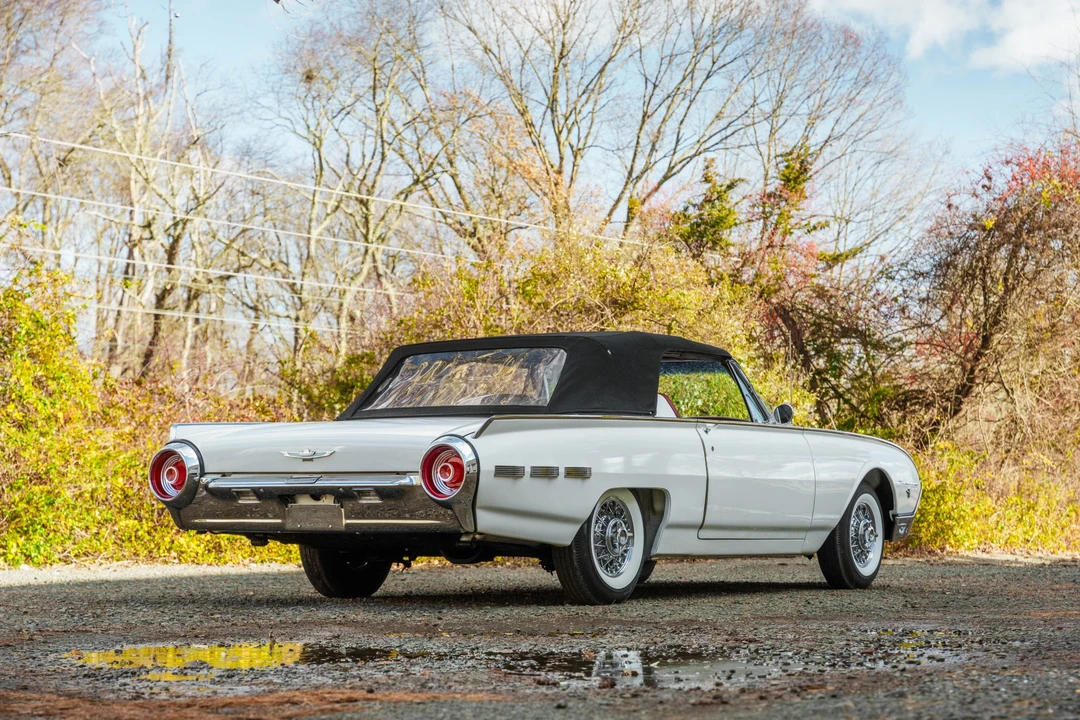 1962 Ford Thunderbird 2nd Gen - Image 14 of 31