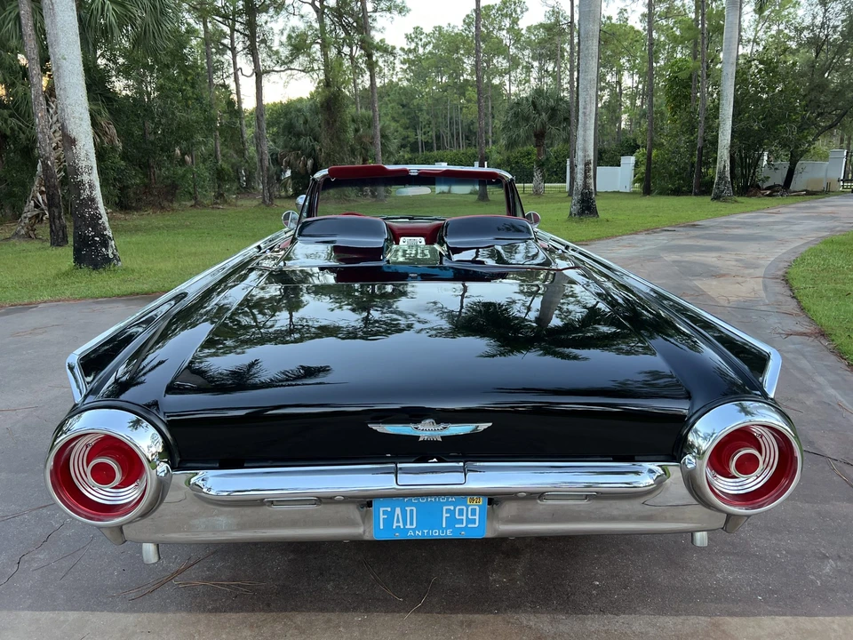 1962 Ford Thunderbird 3rd Gen - Image 17 of 31