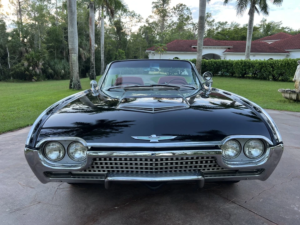 1962 Ford Thunderbird 3rd Gen - Image 30 of 31