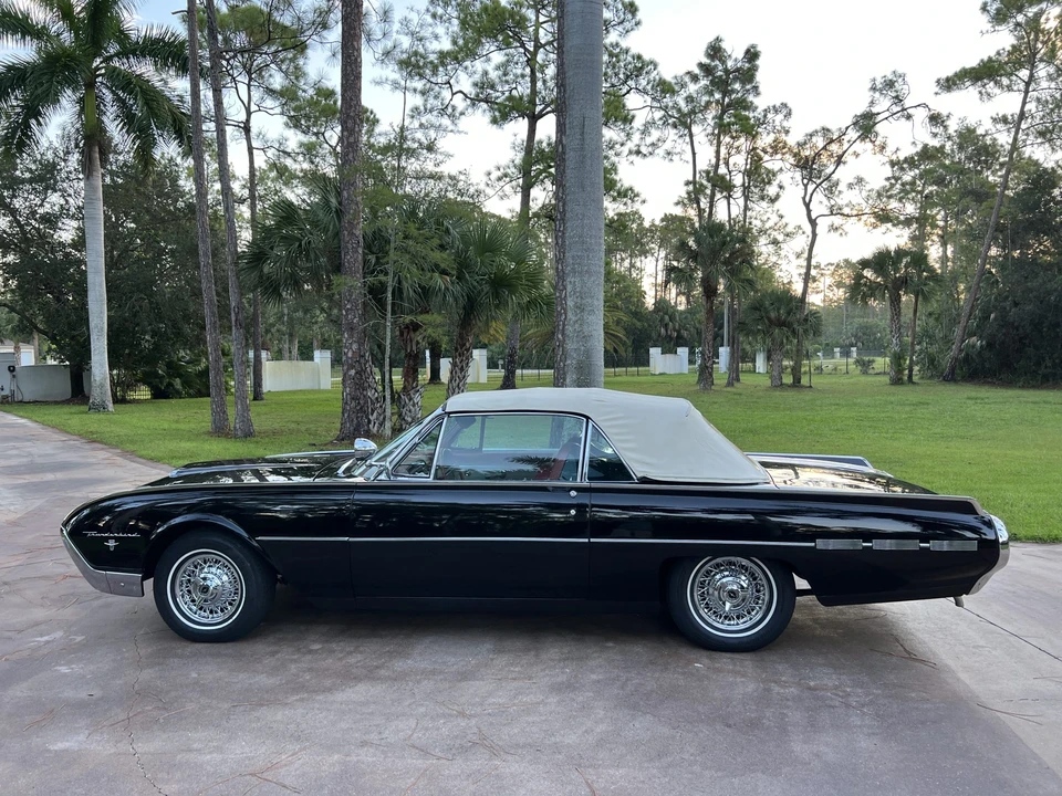 1962 Ford Thunderbird 3rd Gen - Image 24 of 31