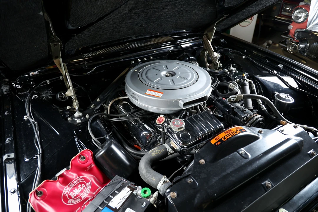 1962 Ford Thunderbird 3rd Gen - Image 2 of 31