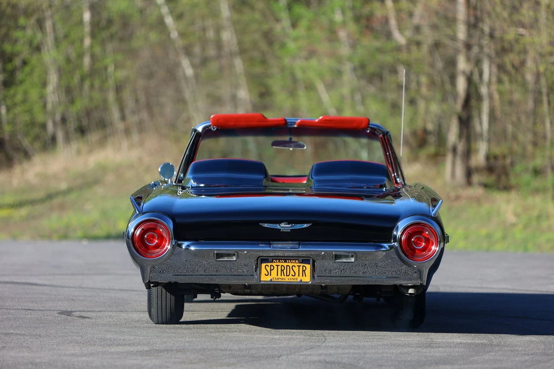 1962 Ford Thunderbird 3rd Gen - Image 17 of 31