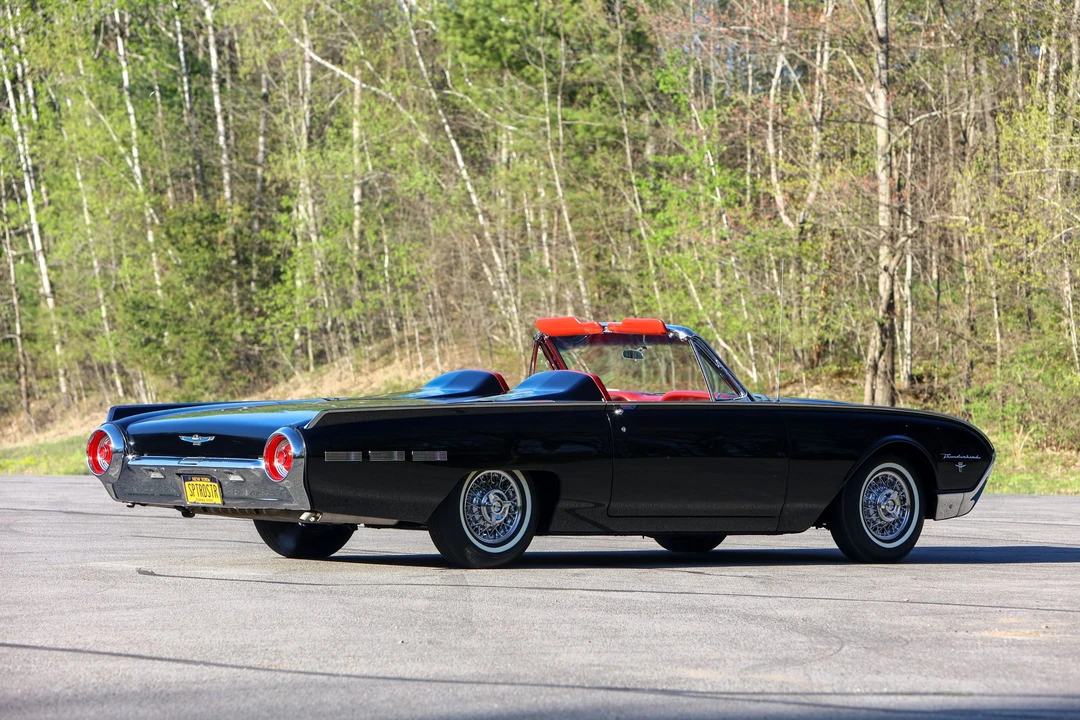 1962 Ford Thunderbird 3rd Gen - Image 14 of 31