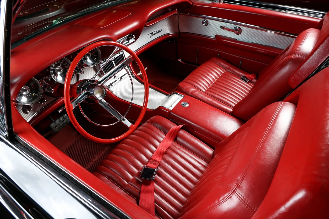 1962 Ford Thunderbird 3rd Gen - Image 19 of 31