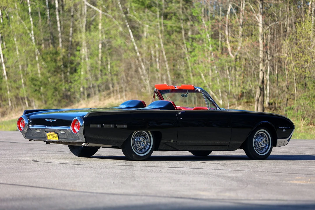 1962 Ford Thunderbird 3rd Gen - Image 15 of 31