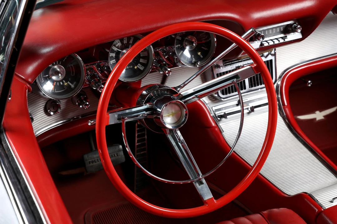 1962 Ford Thunderbird 3rd Gen - Image 23 of 31
