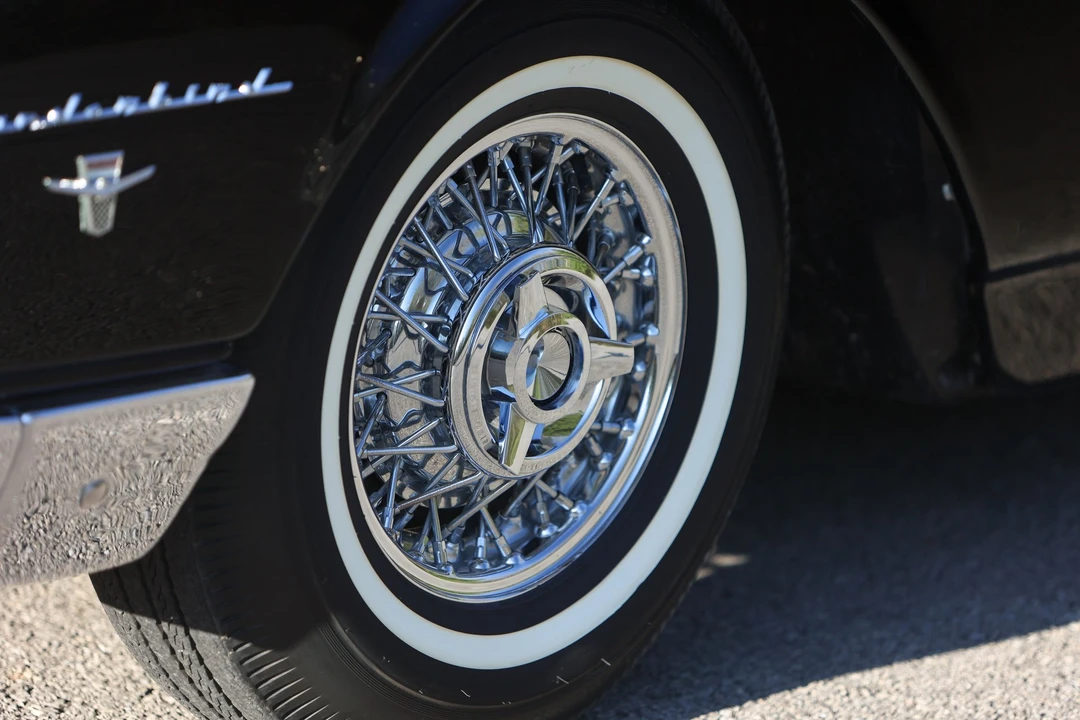 1962 Ford Thunderbird 3rd Gen - Image 31 of 31