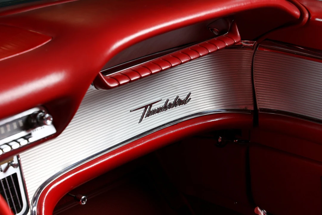 1962 Ford Thunderbird 3rd Gen - Image 20 of 31