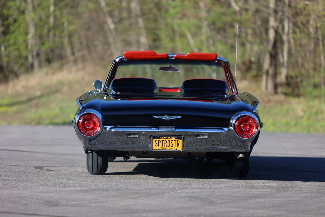 1962 Ford Thunderbird 3rd Gen - Image 16 of 31