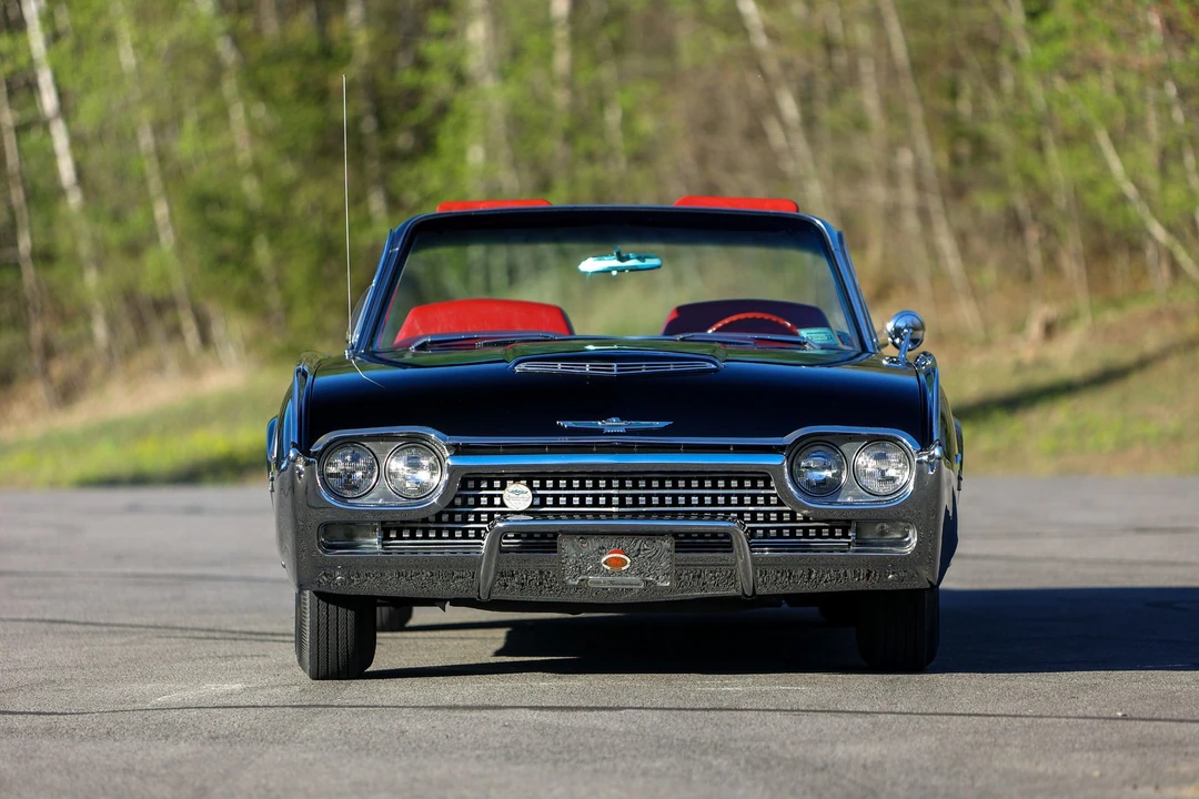 1962 Ford Thunderbird 3rd Gen - Image 9 of 31
