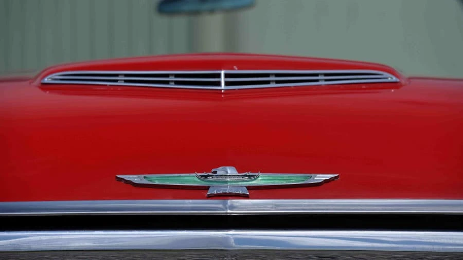 1962 Ford Thunderbird 3rd Gen - Image 11 of 12