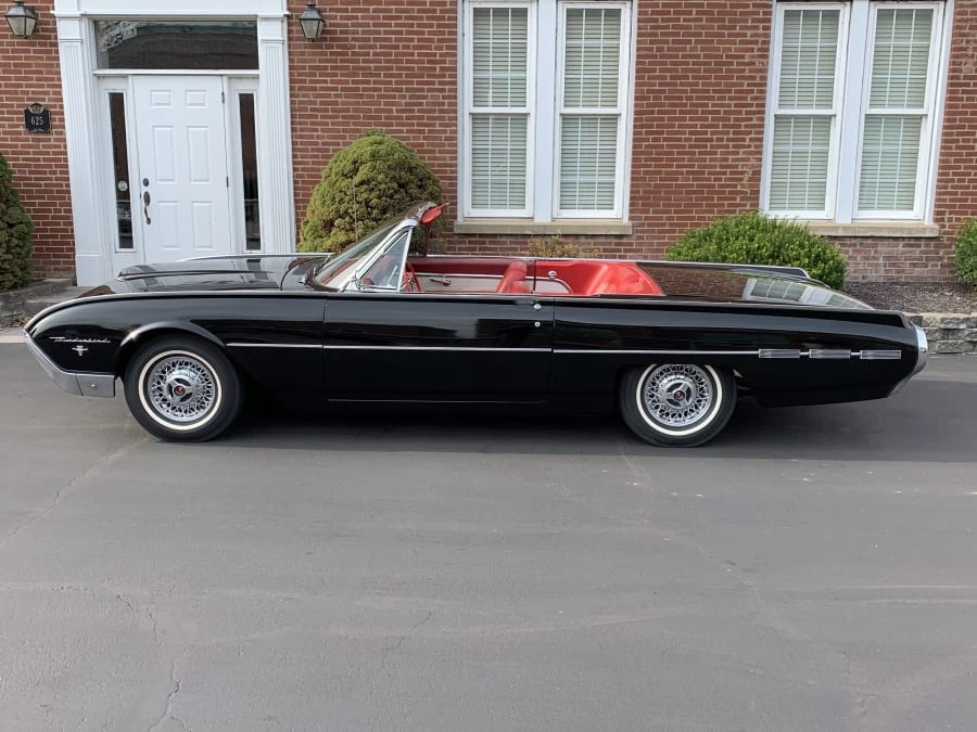 1962 Ford Thunderbird 3rd Gen - Image 11 of 15