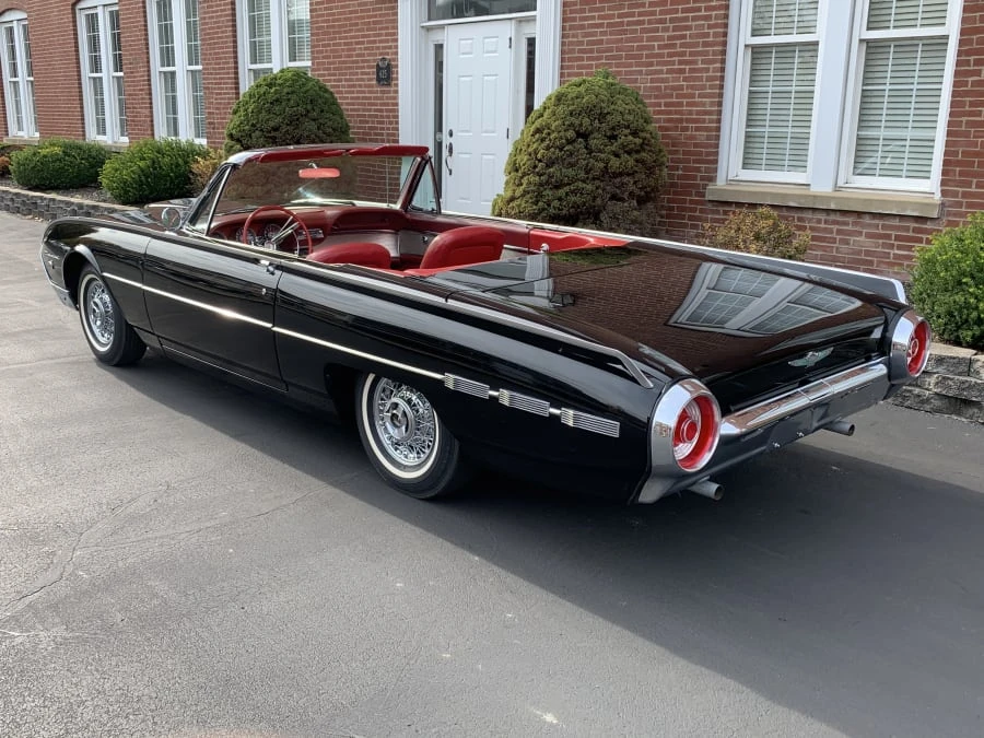 1962 Ford Thunderbird 3rd Gen - Image 12 of 15
