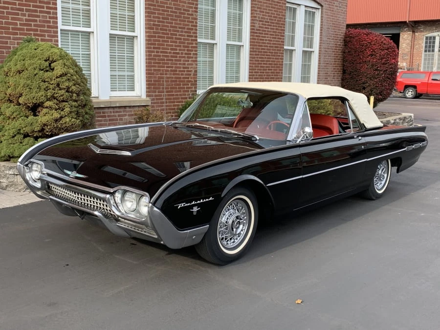 1962 Ford Thunderbird 3rd Gen - Image 13 of 15