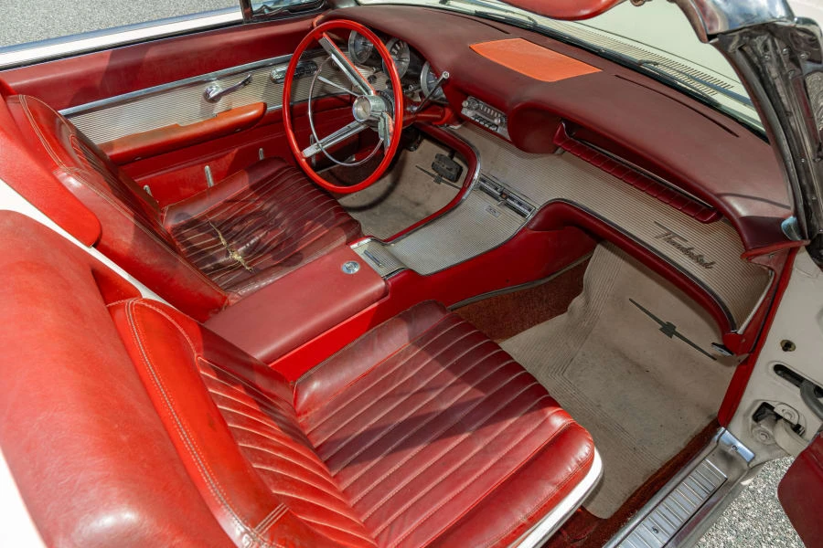 1962 Ford Thunderbird 3rd Gen - Image 27 of 31