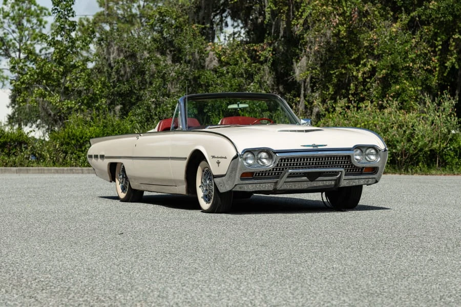 1962 Ford Thunderbird 3rd Gen - Image 6 of 31