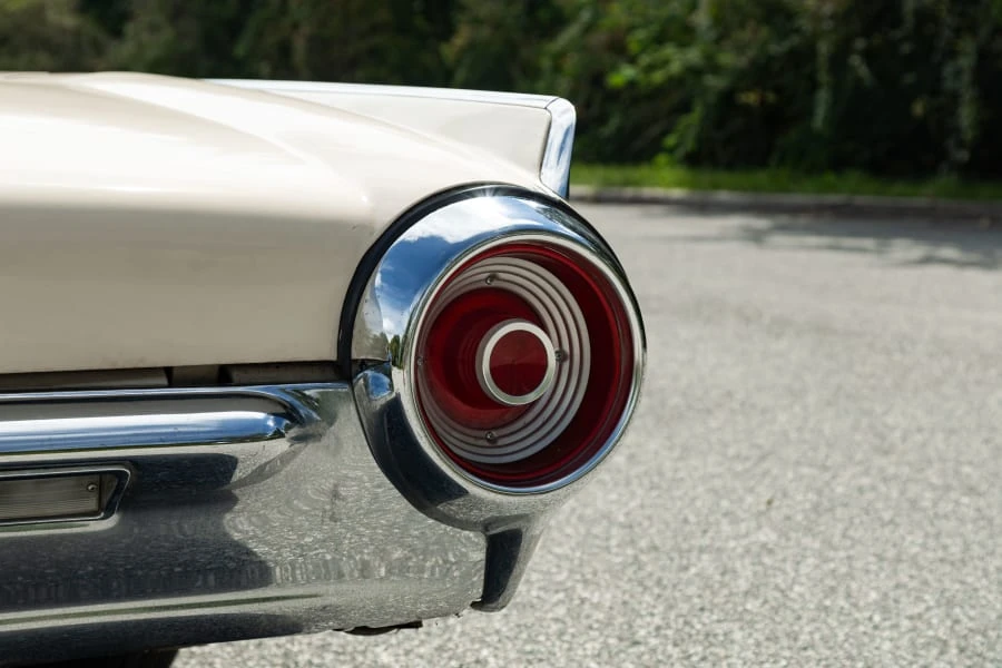 1962 Ford Thunderbird 3rd Gen - Image 15 of 31