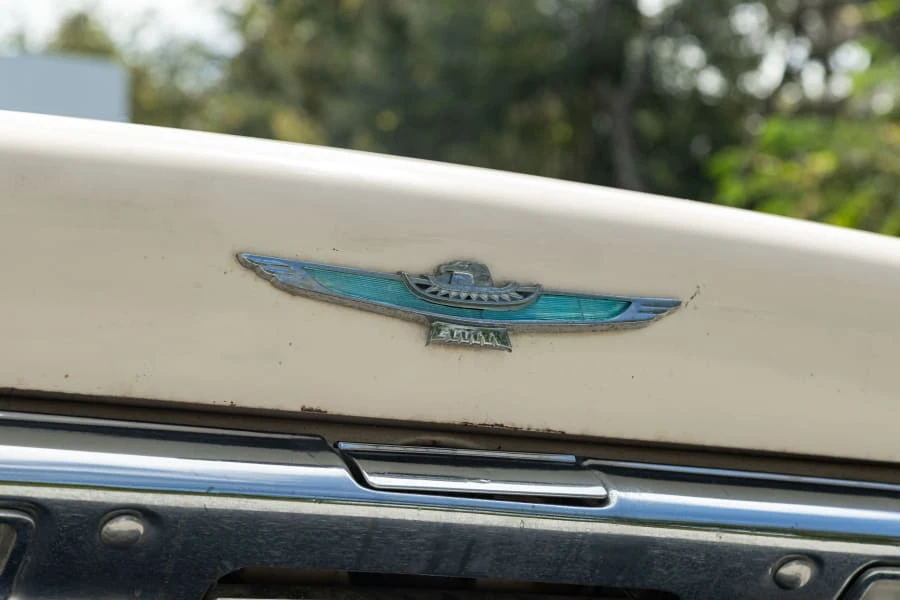 1962 Ford Thunderbird 3rd Gen - Image 12 of 31