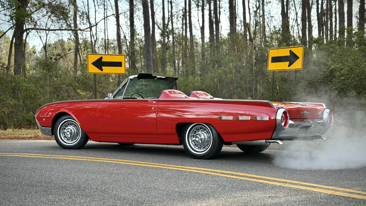 1962 Ford Thunderbird 2nd Gen - Image 22 of 31