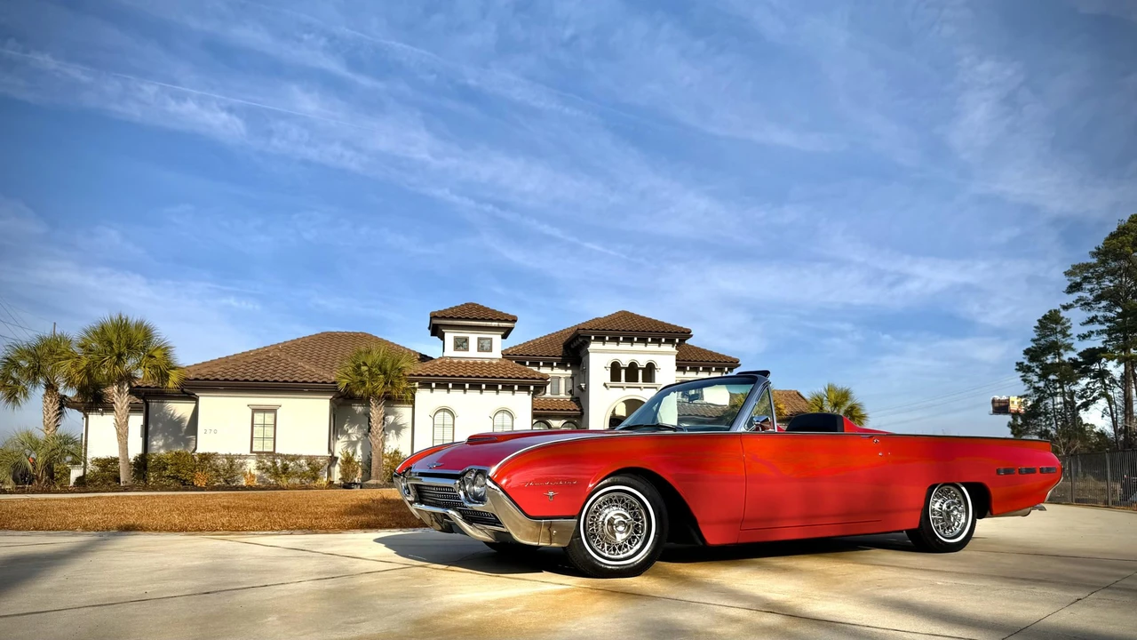 1962 Ford Thunderbird 2nd Gen - Image 25 of 31