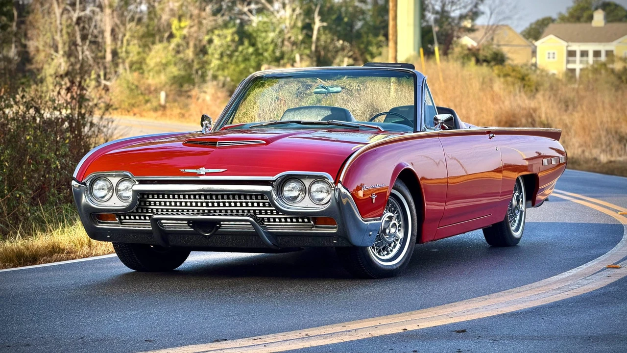 1962 Ford Thunderbird 2nd Gen - Image 5 of 31