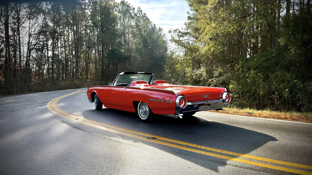 1962 Ford Thunderbird 2nd Gen - Image 20 of 31