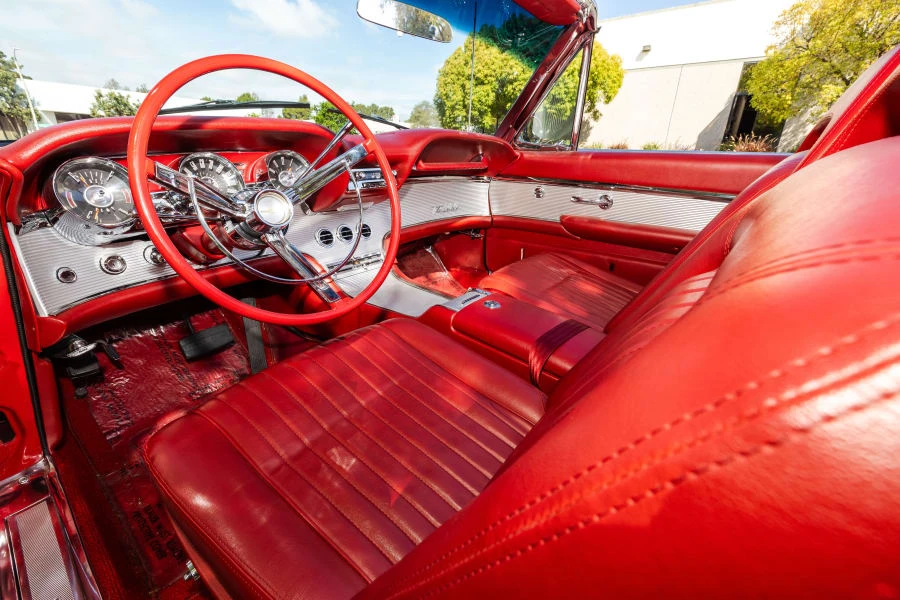 1962 Ford Thunderbird 3rd Gen - Image 15 of 22