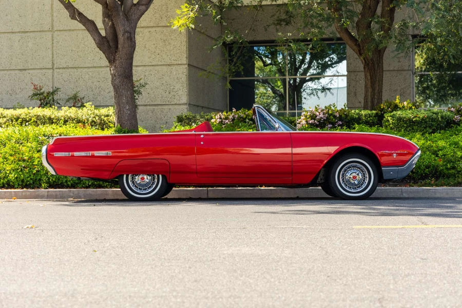 1962 Ford Thunderbird 3rd Gen - Image 9 of 22