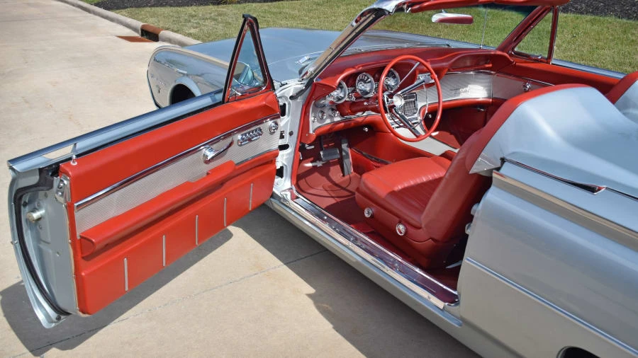 1962 Ford Thunderbird 3rd Gen - Image 4 of 23