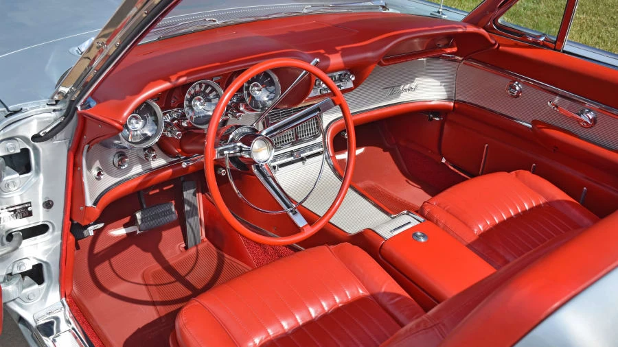1962 Ford Thunderbird 3rd Gen - Image 5 of 23