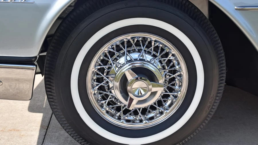1962 Ford Thunderbird 3rd Gen - Image 12 of 23