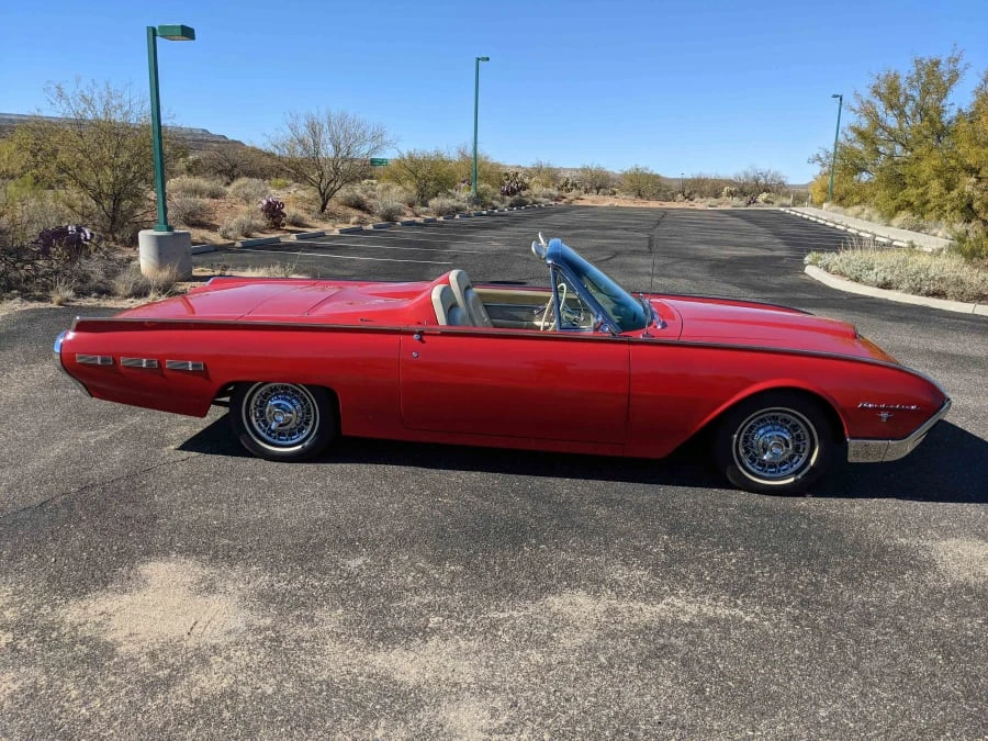 1962 Ford Thunderbird 3rd Gen - Image 2 of 31