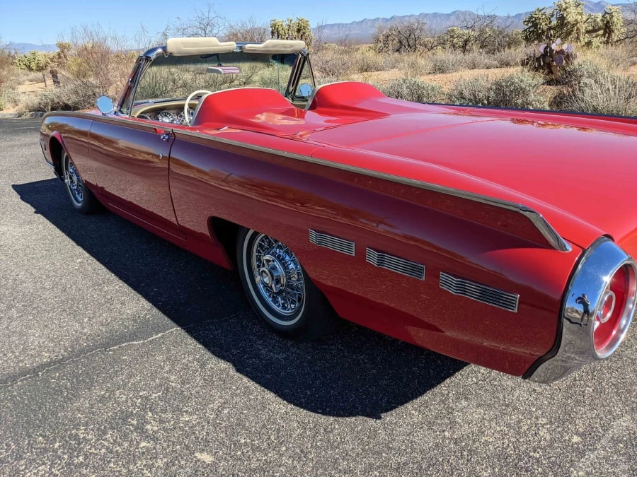1962 Ford Thunderbird 3rd Gen - Image 30 of 31