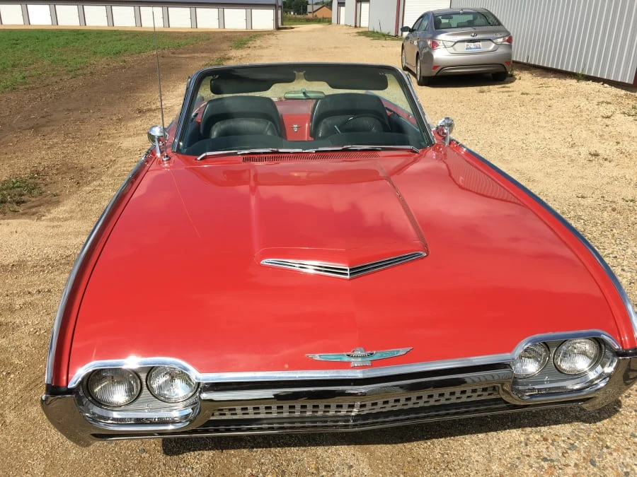 1962 Ford Thunderbird 3rd Gen - Image 9 of 12