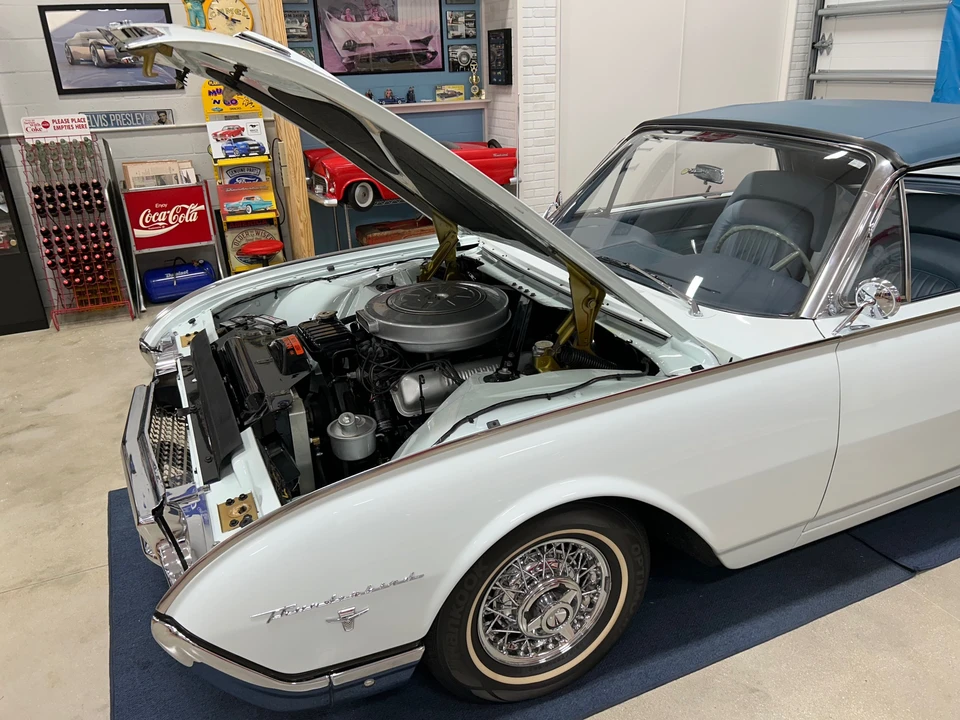 1962 Ford Thunderbird 3rd Gen - Image 24 of 31