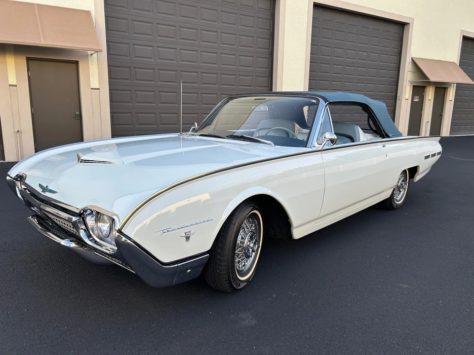 1962 Ford Thunderbird 3rd Gen - Image 8 of 31