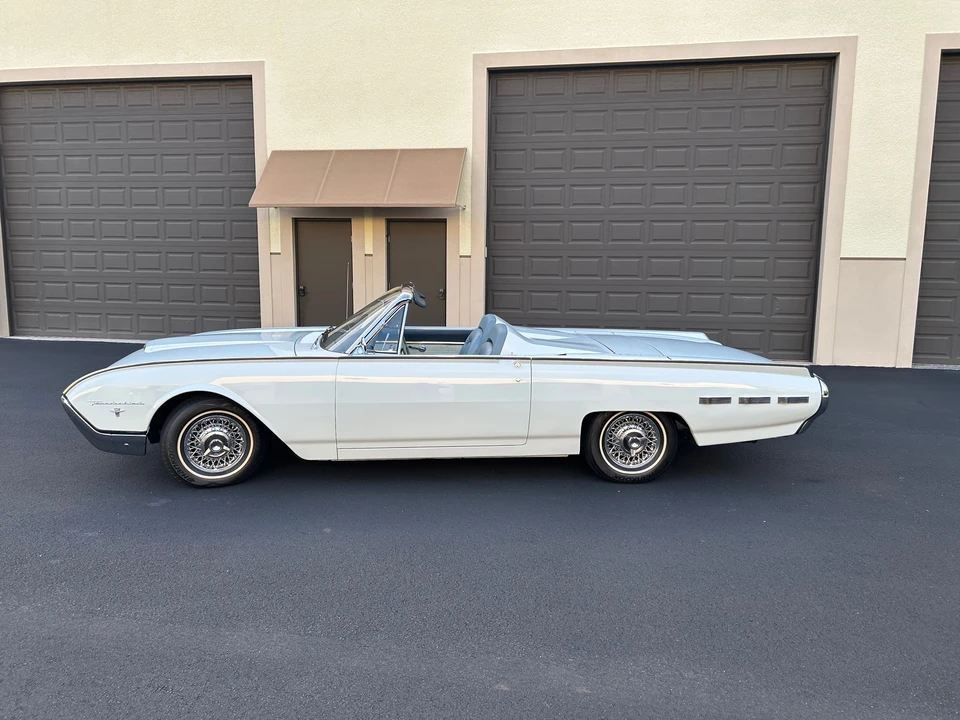 1962 Ford Thunderbird 3rd Gen - Image 3 of 31