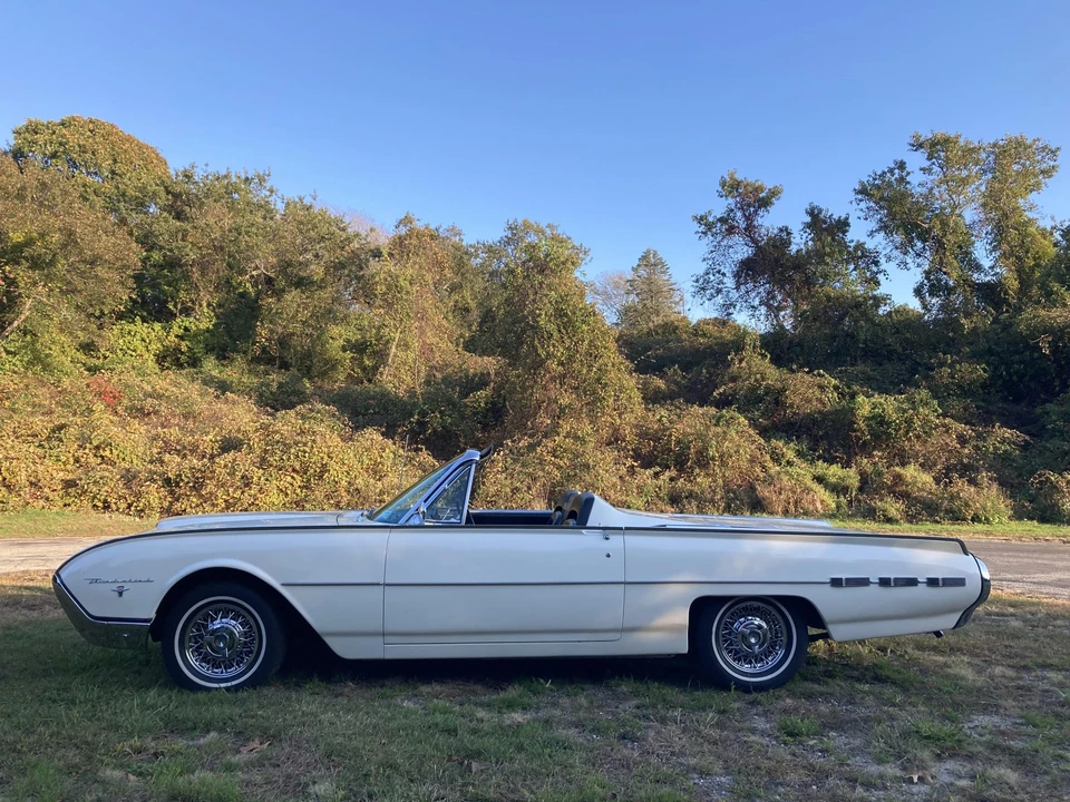 1962 Ford Thunderbird 3rd Gen - Image 5 of 31