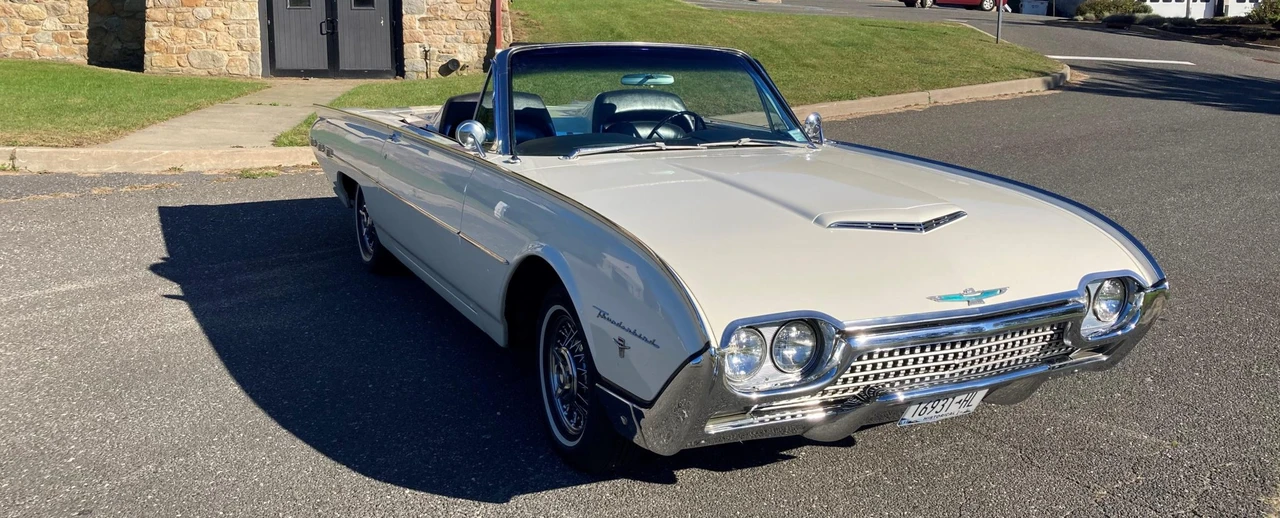 1962 Ford Thunderbird 3rd Gen - Image 19 of 31