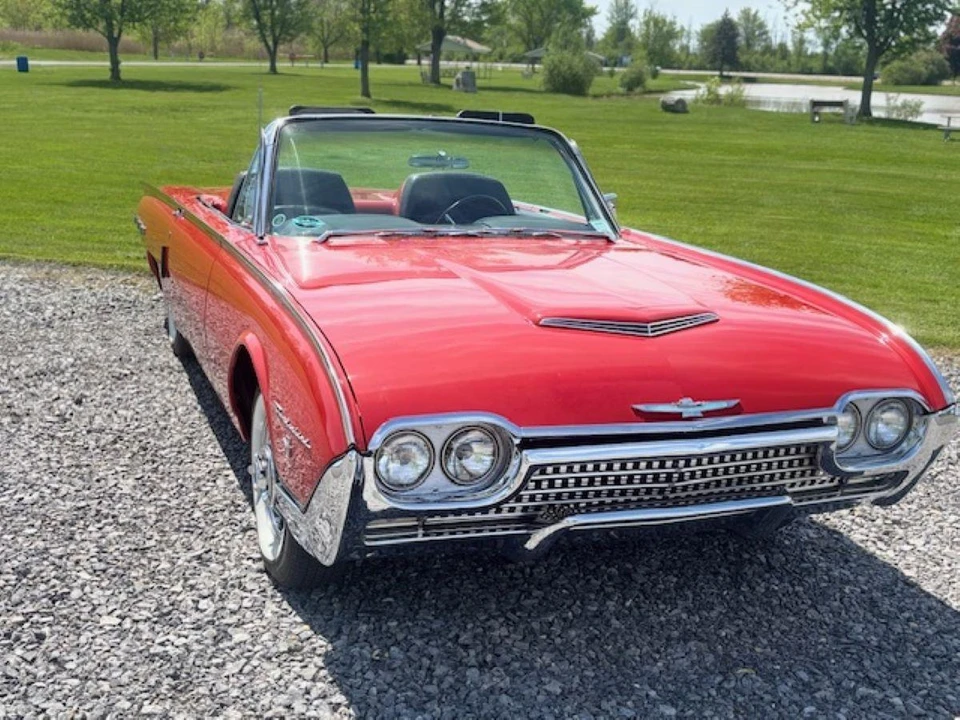 1962 Ford Thunderbird 3rd Gen - Image 17 of 31
