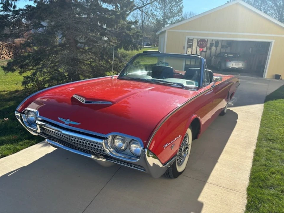1962 Ford Thunderbird 3rd Gen - Image 9 of 31